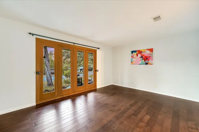 $759,900 | 5723 Highland Hills Drive, Austin, TX 78731