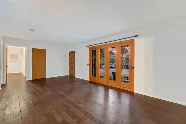 $759,900 | 5723 Highland Hills Drive, Austin, TX 78731