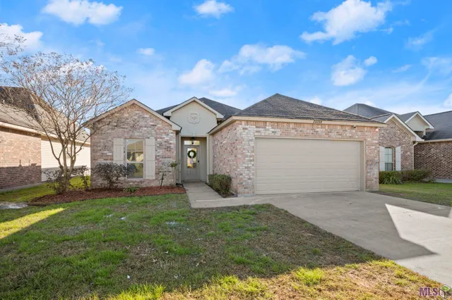 $229,990 | 25350 White Lake Avenue, Livingston, LA 70754