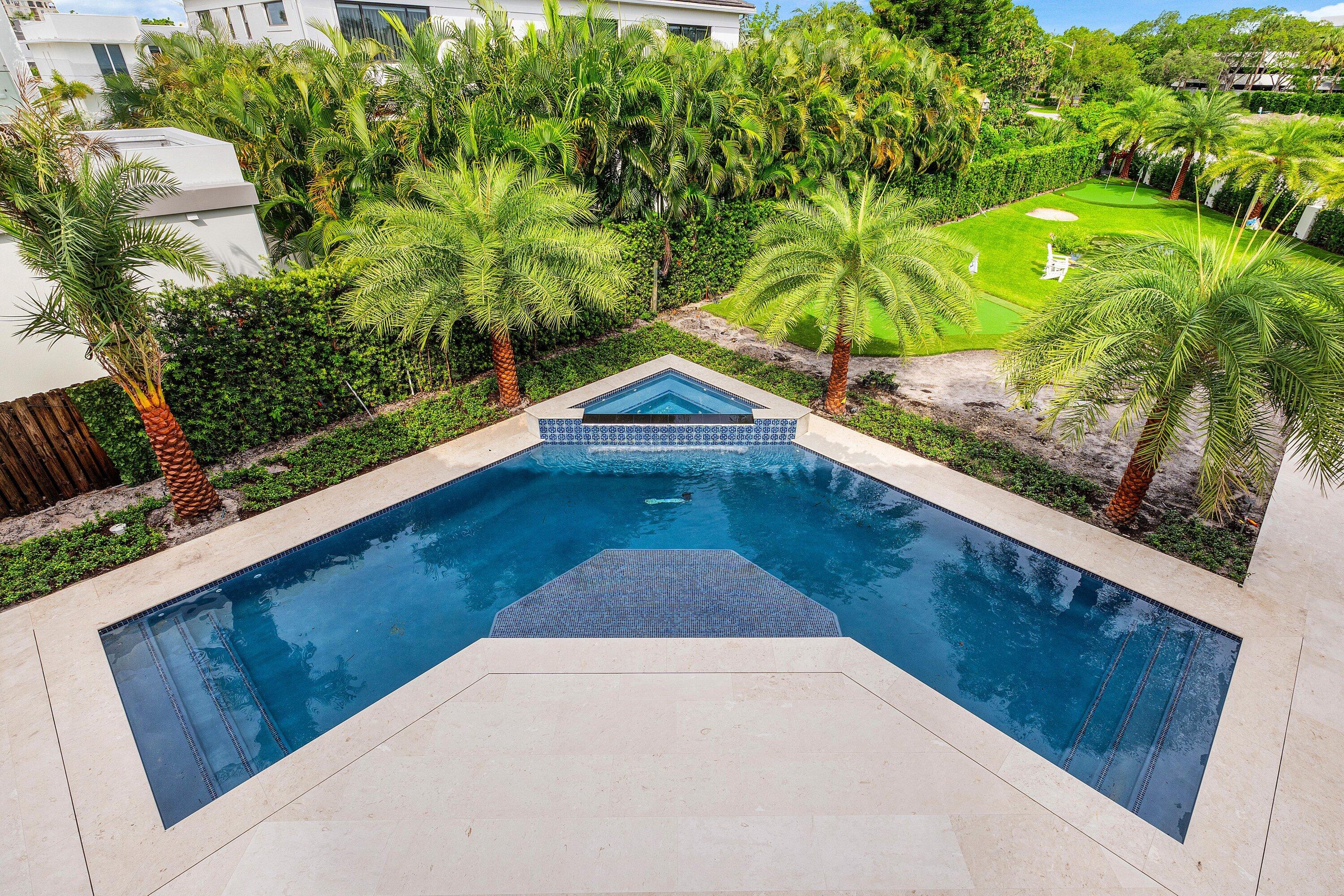298 Northeast 8th Street Boca Raton, FL 33432 - Photo 64 of 86 Balcony View Pool