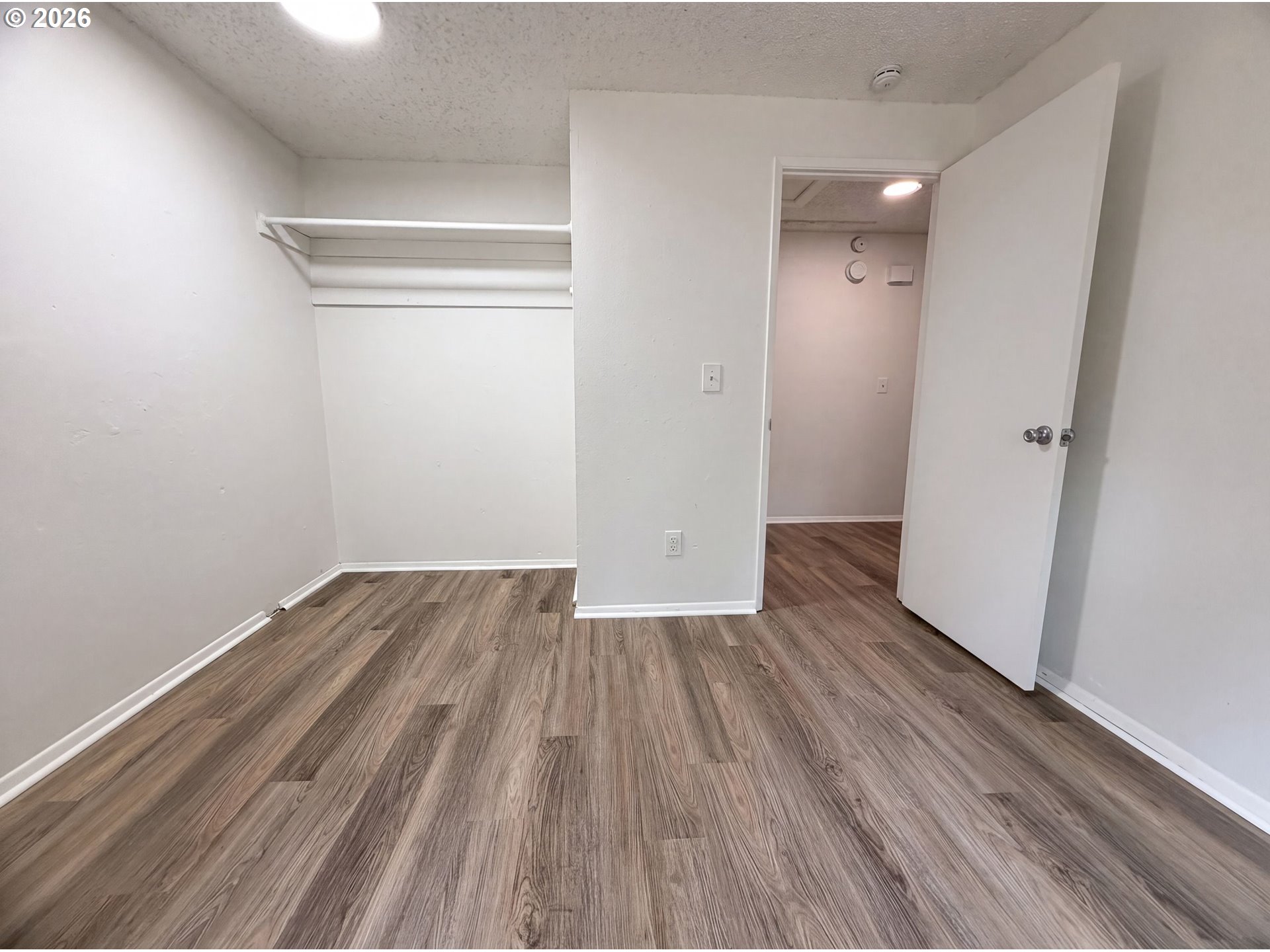 3755 Southwest 4th Street Gresham, OR 97030 - Photo 6 of 16