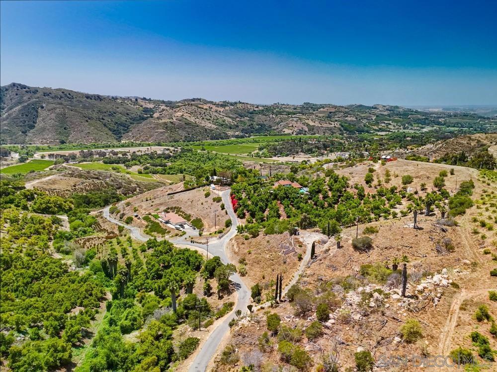 31675 Rancho Amigos Road Bonsall, CA 92003 - Photo 17 of 19 Gallery Image 17