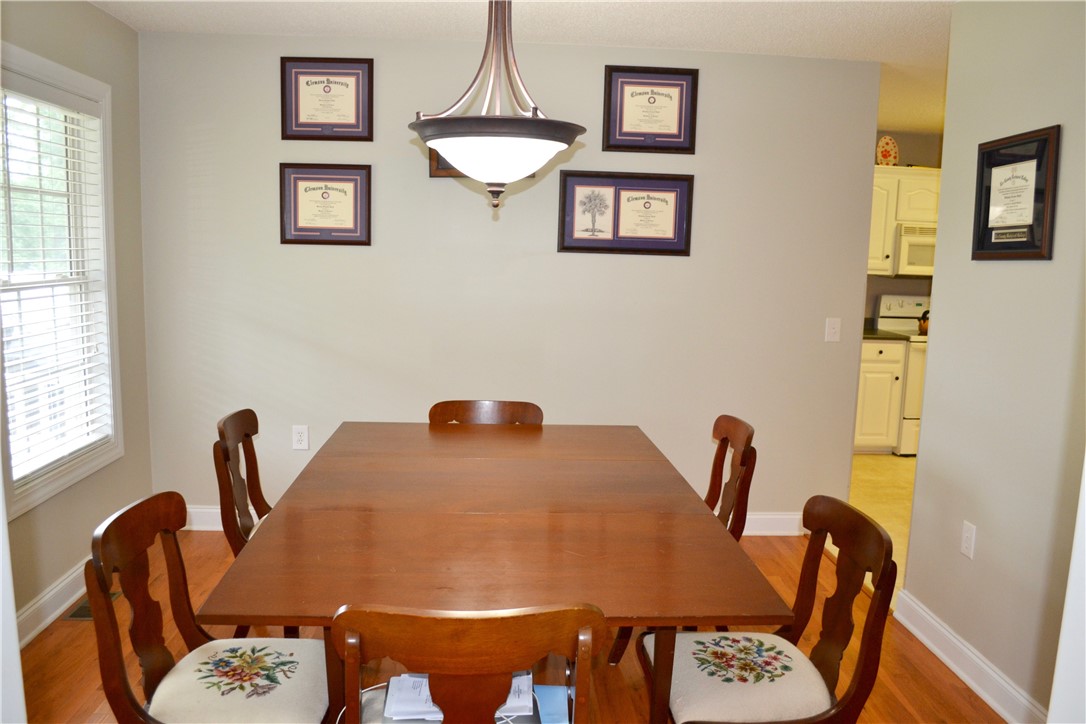 137 Ridgeland Drive Six Mile, SC 29682 - Photo 8 of 19 Gallery Image 8