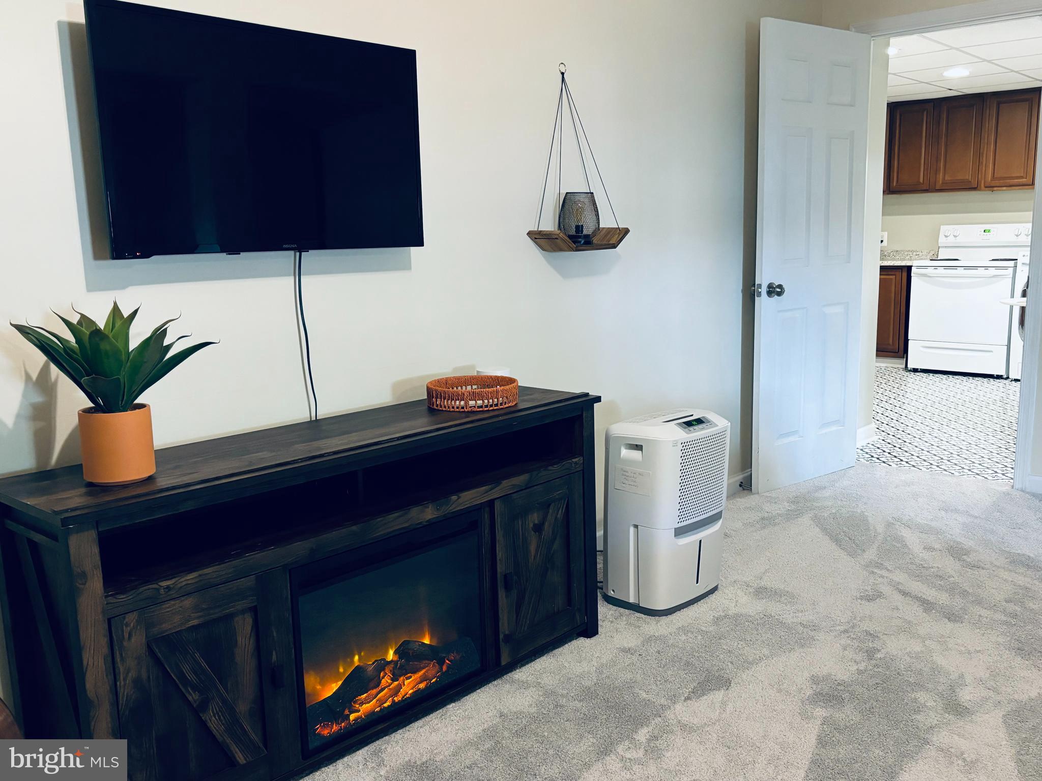 1492 Apple St. Leonard, MD 20685 - Photo 4 of 10