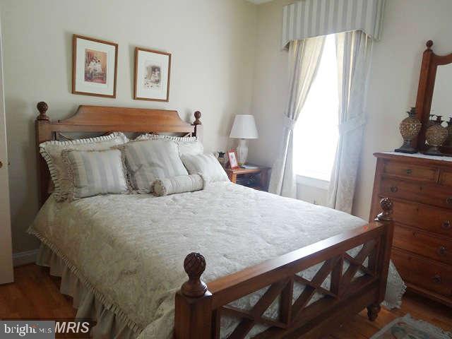 1375 Wilson Point Road Baltimore, MD 21220 - Photo 24 of 42 GUEST BEDROOM