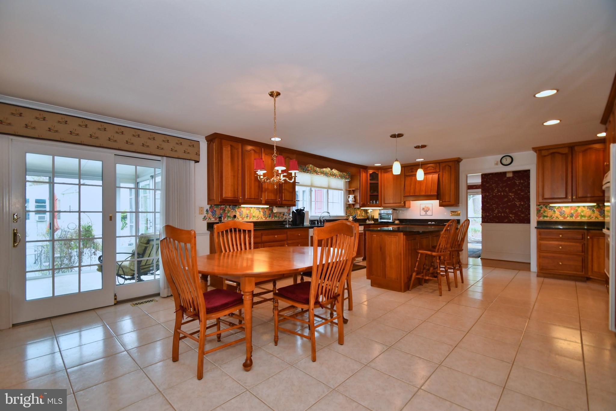 1375 Wilson Point Road Baltimore, MD 21220 - Photo 6 of 42