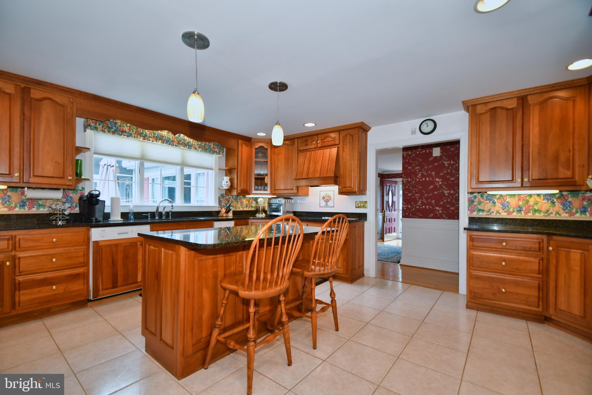 1375 Wilson Point Road Baltimore, MD 21220 - Photo 8 of 42