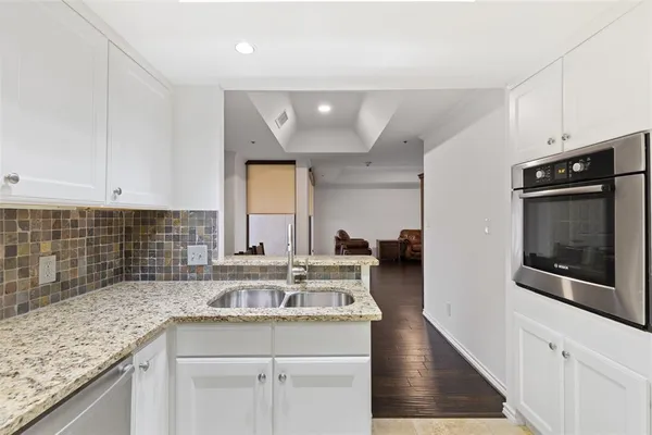 $457,900 | 5909 Luther Lane, Unit 1902, Dallas, TX 75225