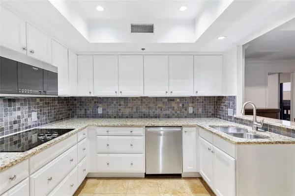 $457,900 | 5909 Luther Lane, Unit 1902, Dallas, TX 75225