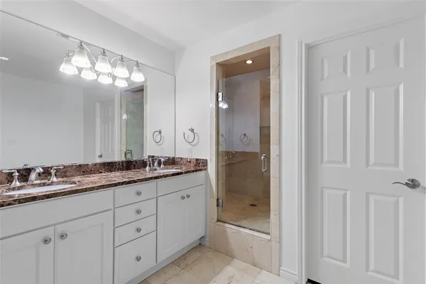 $457,900 | 5909 Luther Lane, Unit 1902, Dallas, TX 75225