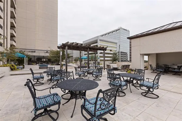 $457,900 | 5909 Luther Lane, Unit 1902, Dallas, TX 75225