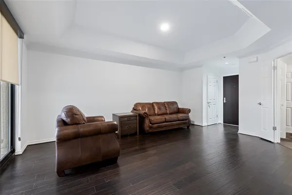 $457,900 | 5909 Luther Lane, Unit 1902, Dallas, TX 75225