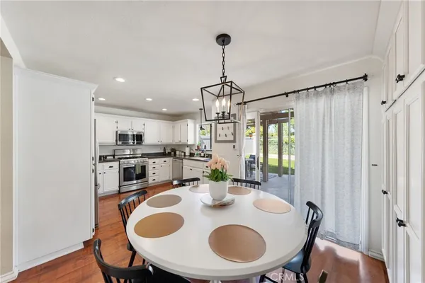 $3,650 | 43540 Corte Benisa, Temecula, CA 92592