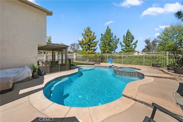 $3,650 | 43540 Corte Benisa, Temecula, CA 92592