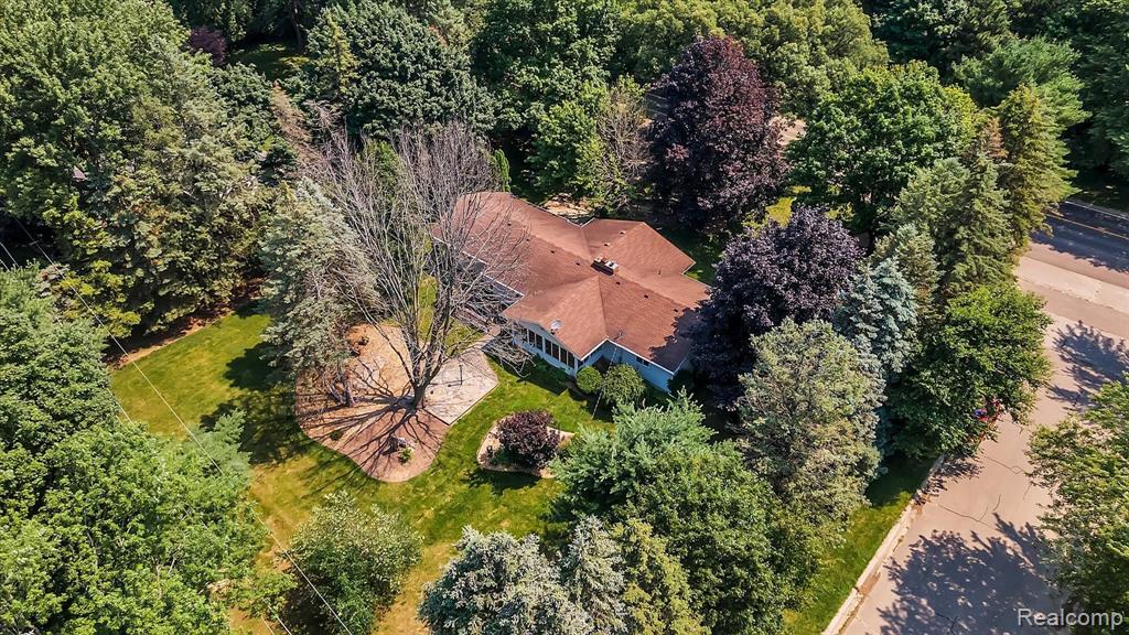 2081 Byron Road Howell, MI 48855 - Photo 38 of 41 Gallery Image 38