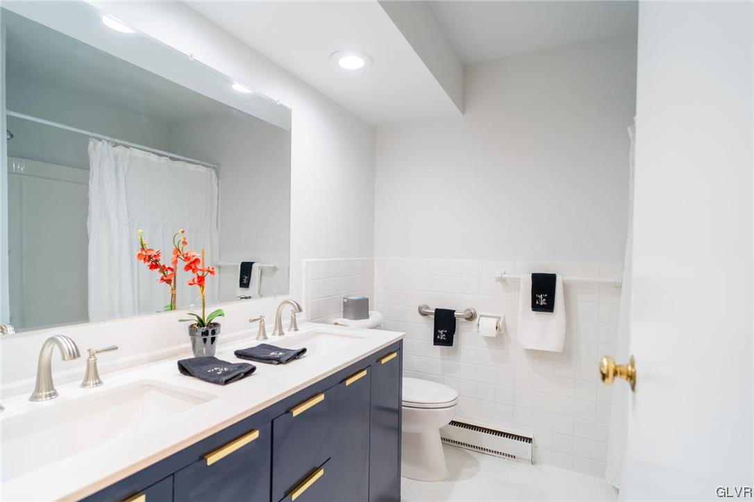 3214 Oakland Road Bethlehem, PA 18020 - Photo 14 of 27 Gallery Image 14