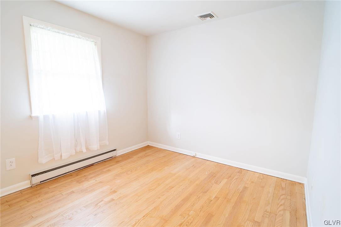 3214 Oakland Road Bethlehem, PA 18020 - Photo 18 of 27 Gallery Image 18