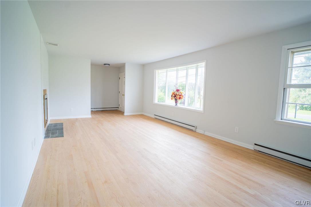 3214 Oakland Road Bethlehem, PA 18020 - Photo 10 of 27 Gallery Image 10