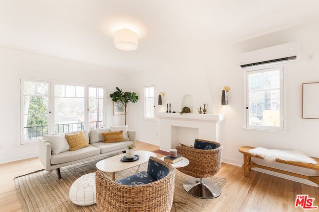 $599,000 | 1109 1/2 North Vista Street, West Hollywood, CA 90046