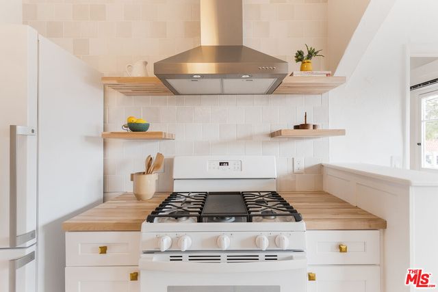 $599,000 | 1109 1/2 North Vista Street, West Hollywood, CA 90046