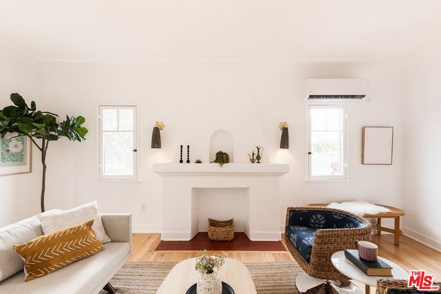 $599,000 | 1109 1/2 North Vista Street, West Hollywood, CA 90046