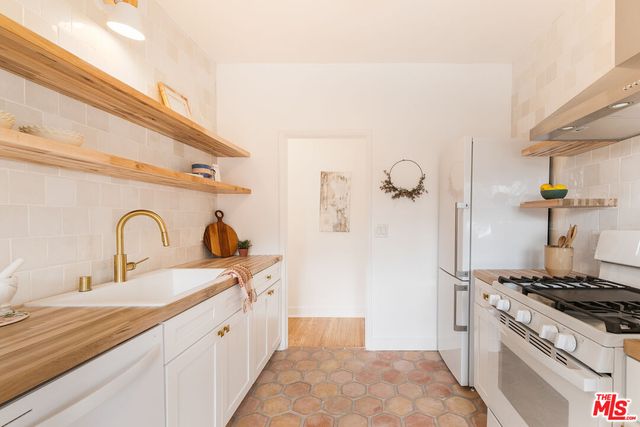 $599,000 | 1109 1/2 North Vista Street, West Hollywood, CA 90046