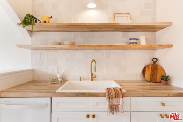 $599,000 | 1109 1/2 North Vista Street, West Hollywood, CA 90046