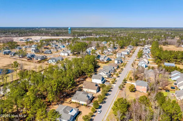 $2,600 | 311 South Brig Drive, Hampstead, NC 28443