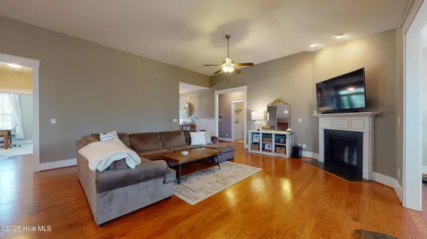 $2,600 | 311 South Brig Drive, Hampstead, NC 28443