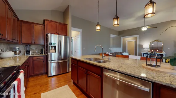 $2,600 | 311 South Brig Drive, Hampstead, NC 28443