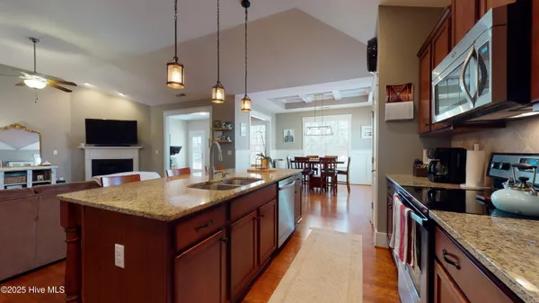 $2,600 | 311 South Brig Drive, Hampstead, NC 28443