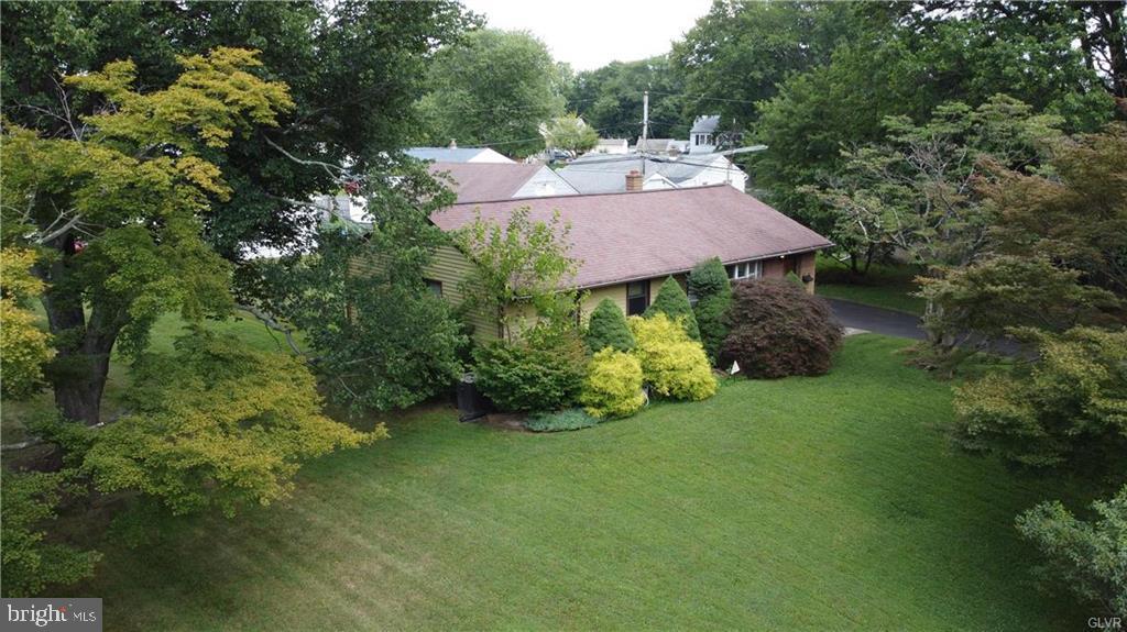 579 Panther Road Warminster, PA 18974 - Photo 2 of 13