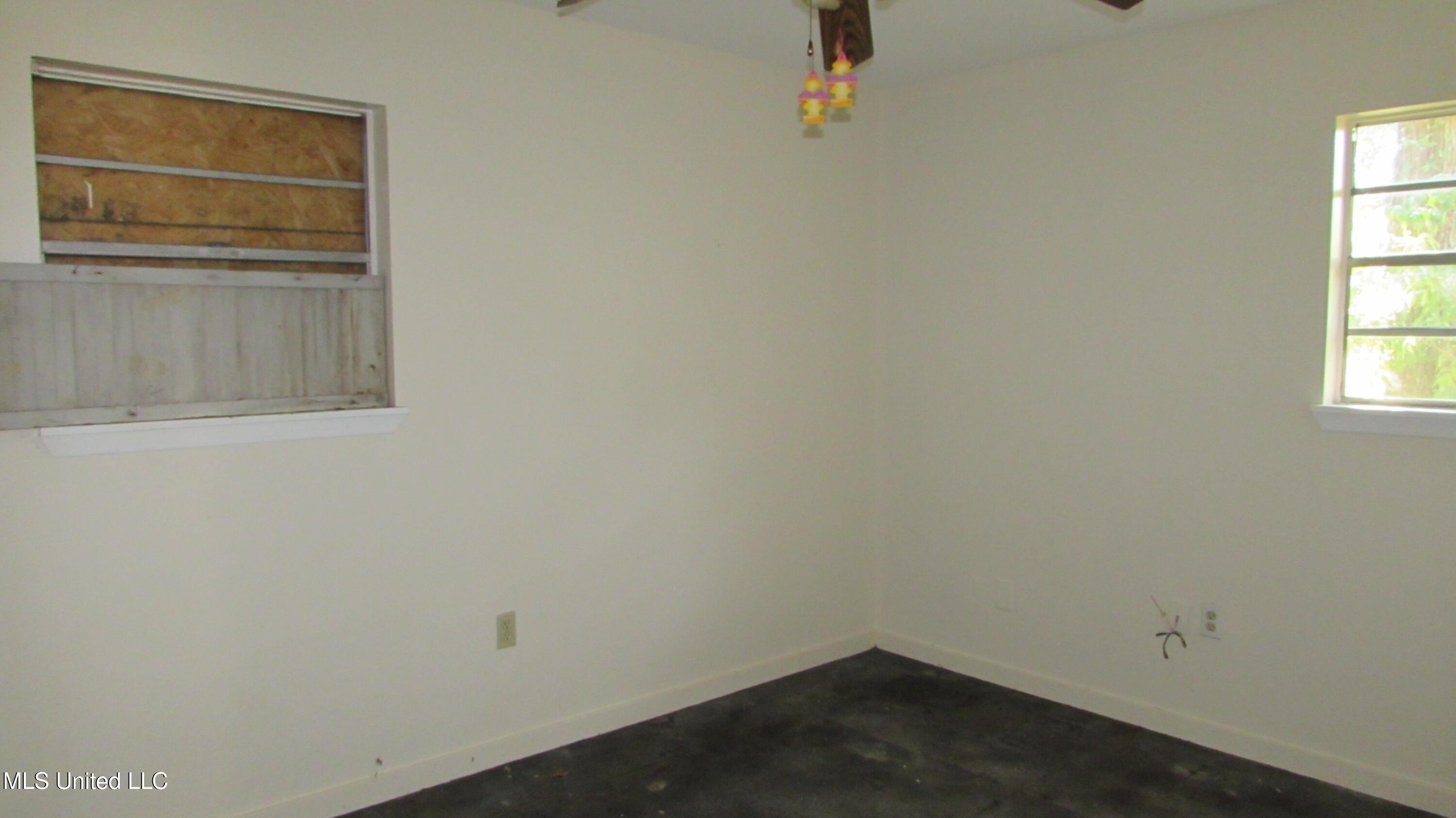120 Carson Drive Gulfport, MS 39503 - Photo 10 of 12 IMG_1009