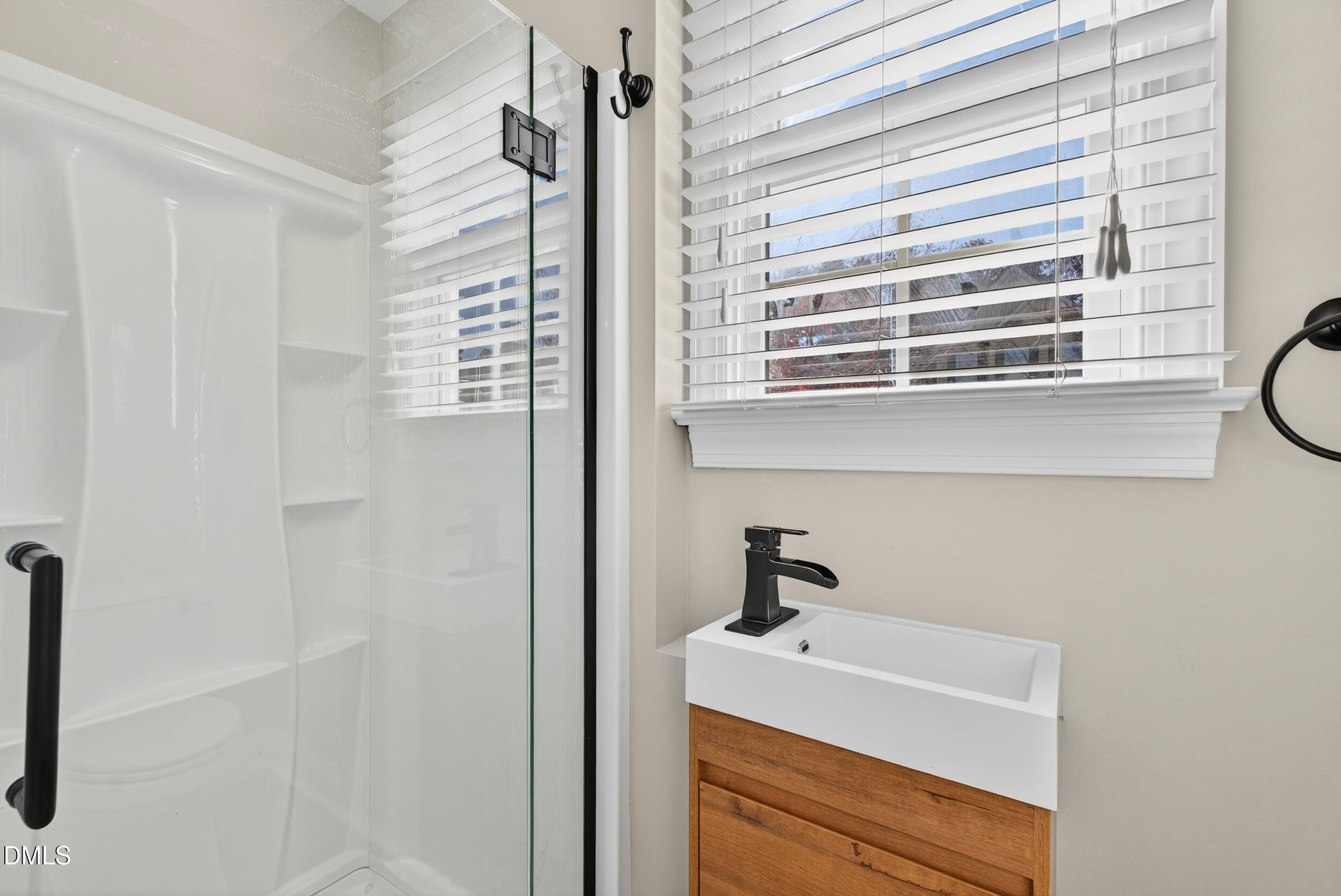 102 Madison Grove Place Cary, NC 27519 - Photo 9 of 27 13_dsc02911