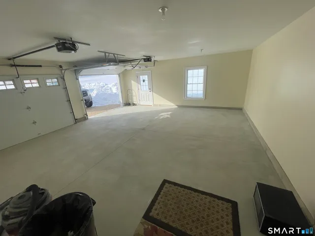 $589,000 | 76 Wauregan Road, Canterbury, CT 06331