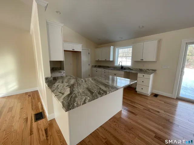 $589,000 | 76 Wauregan Road, Canterbury, CT 06331