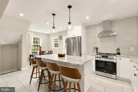 $1,215,000 | 1407 North Inglewood Street, Arlington, VA 22205