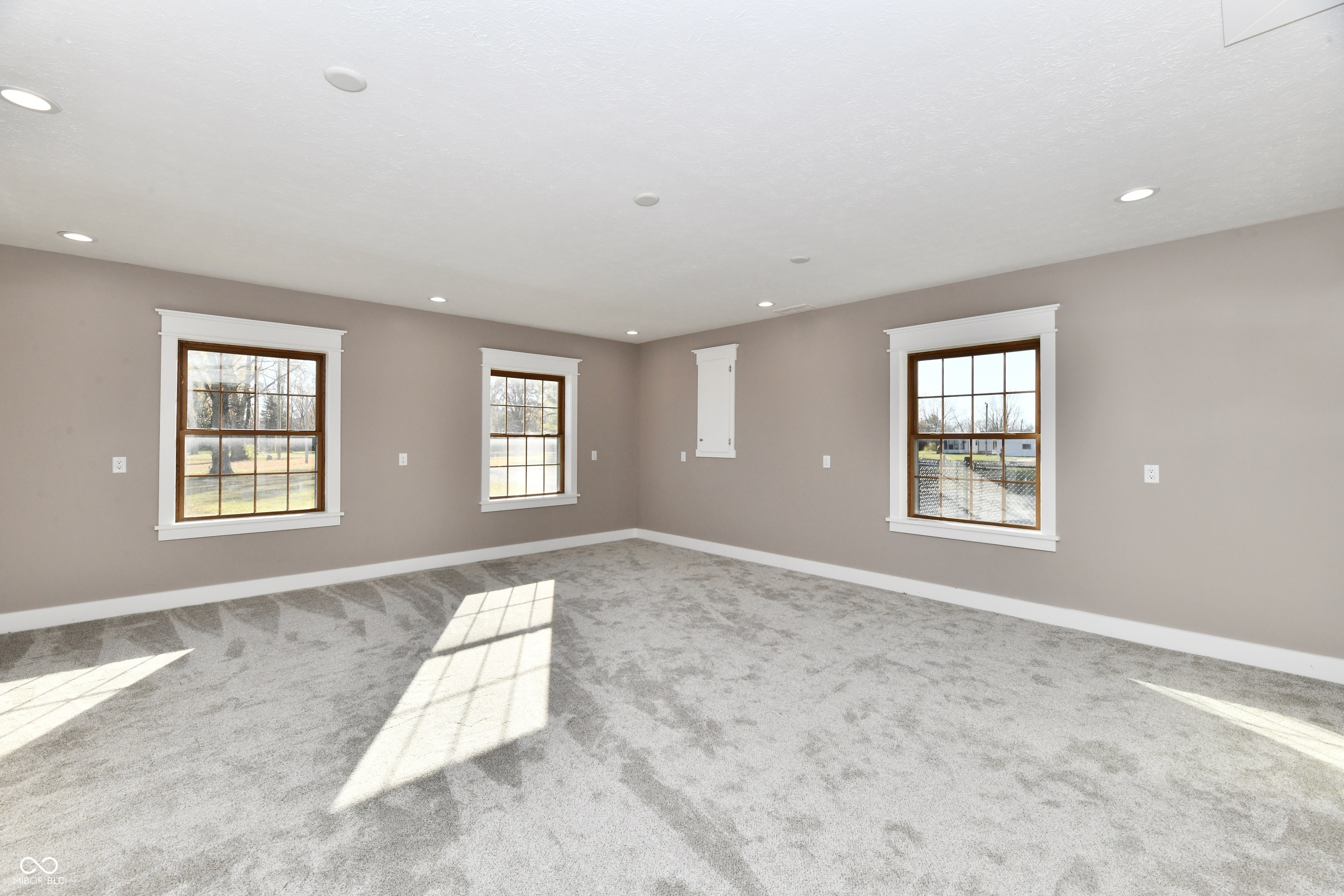 8874 West Old Fort Road Fortville, IN 46040 - Photo 13 of 37