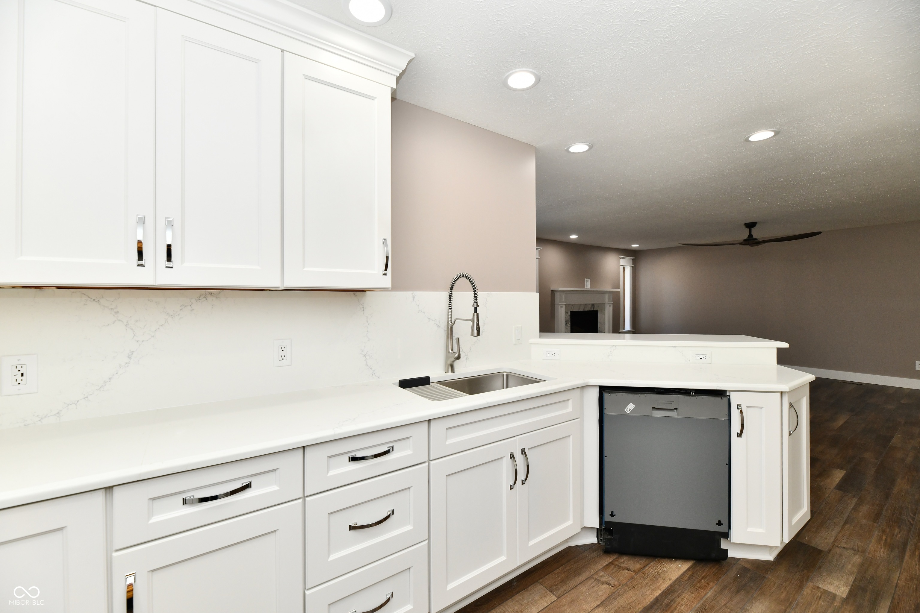 8874 West Old Fort Road Fortville, IN 46040 - Photo 20 of 37