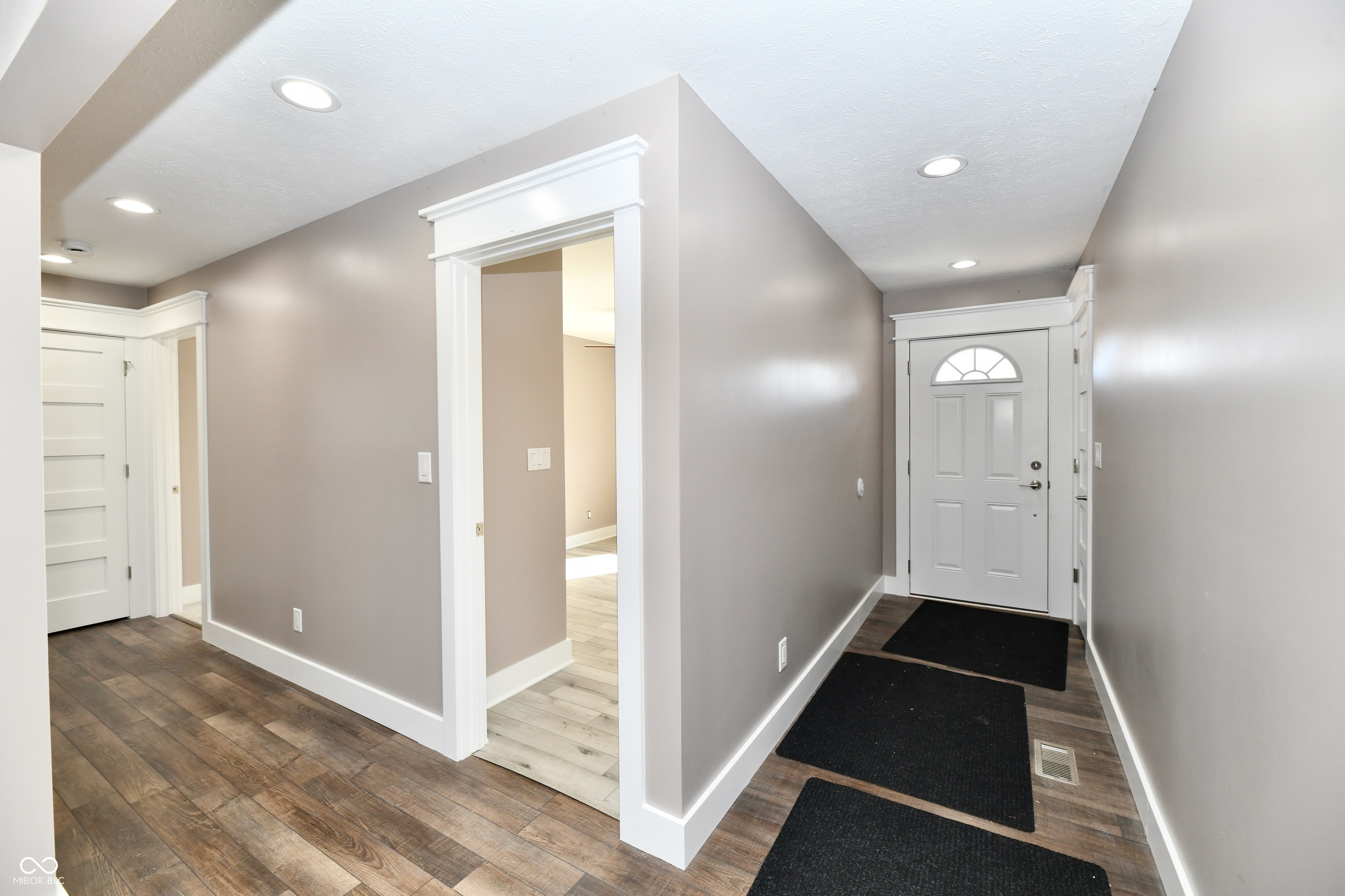 8874 West Old Fort Road Fortville, IN 46040 - Photo 21 of 37