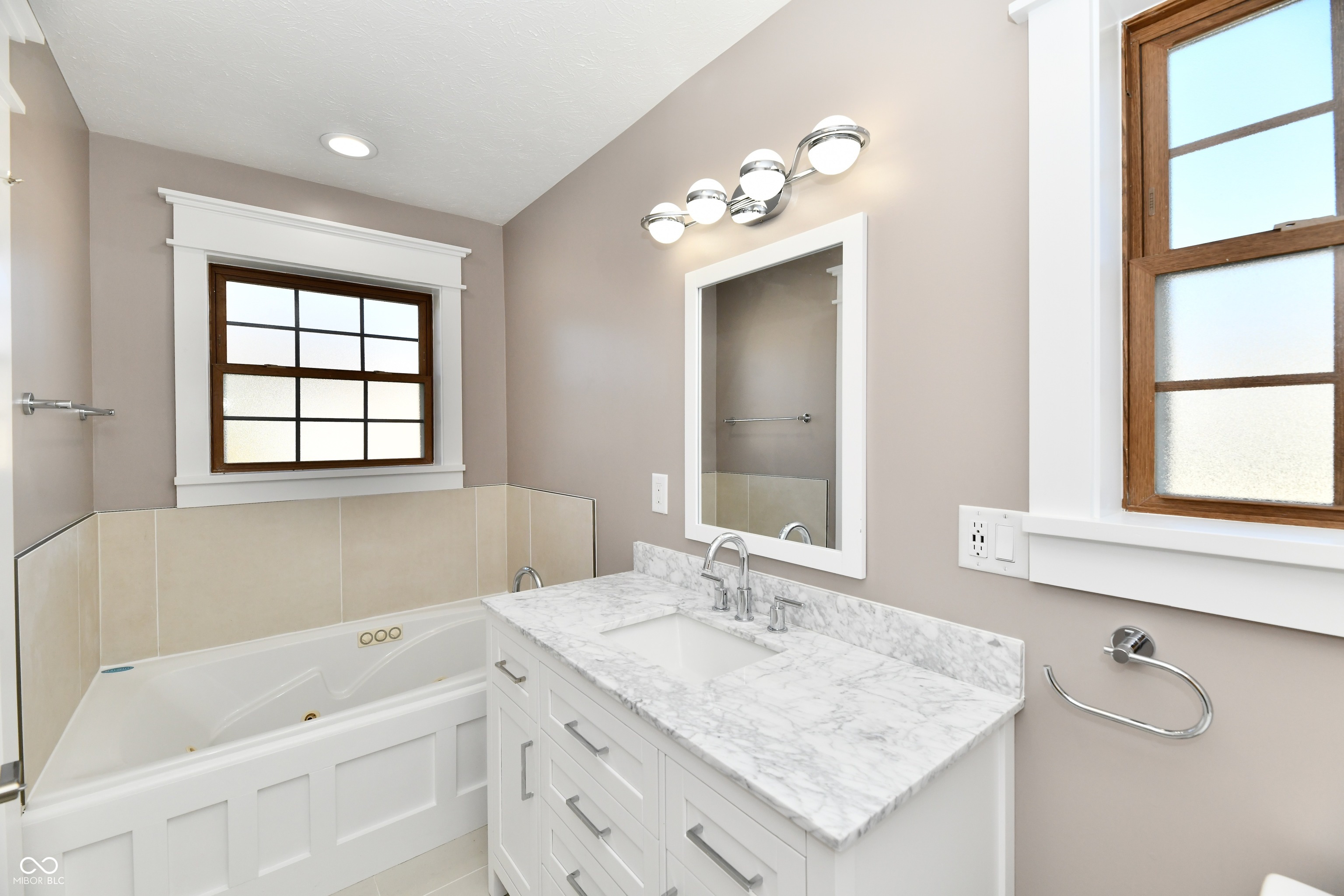 8874 West Old Fort Road Fortville, IN 46040 - Photo 32 of 37