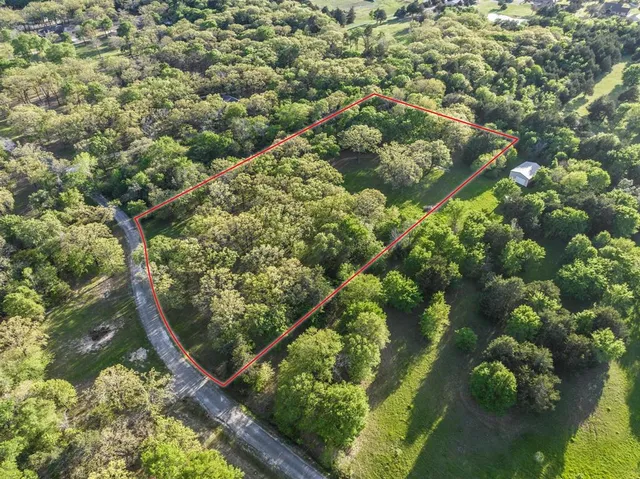 $280,000 | 264 County Road 1452, Bonham, TX 75418
