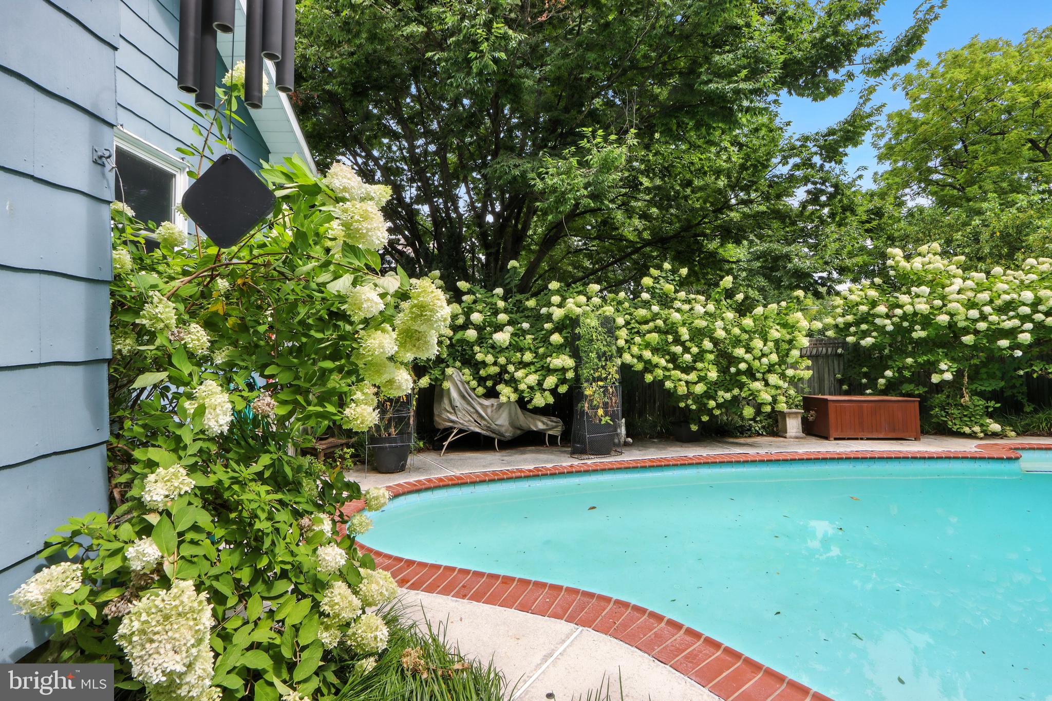 5721 Ridgedale Road Baltimore, MD 21209 - Photo 47 of 54 a view of a outdoor space