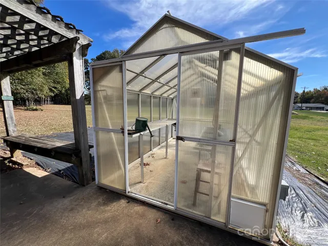 $299,900 | 901 Henry Street, Kings Mountain, NC 28086