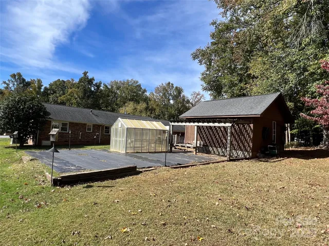 $299,900 | 901 Henry Street, Kings Mountain, NC 28086