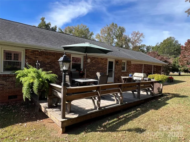 $299,900 | 901 Henry Street, Kings Mountain, NC 28086