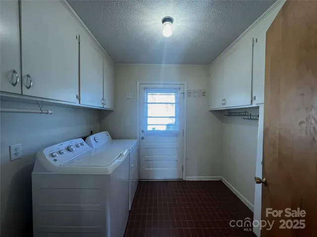 $299,900 | 901 Henry Street, Kings Mountain, NC 28086