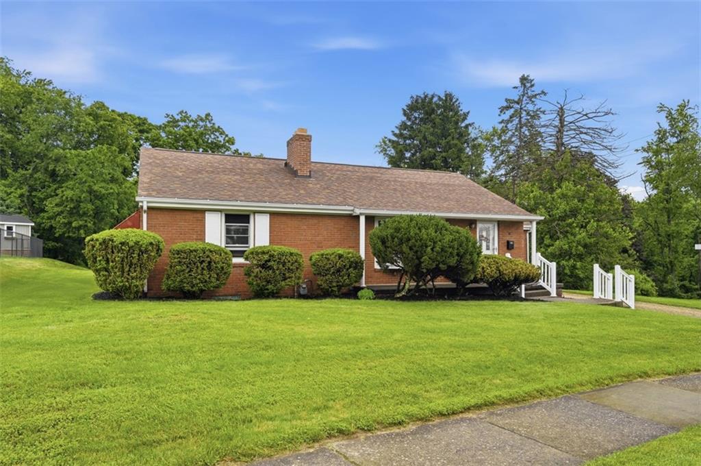 2207 Ridgevue Avenue Aliquippa, PA 15001 - Photo 37 of 41
