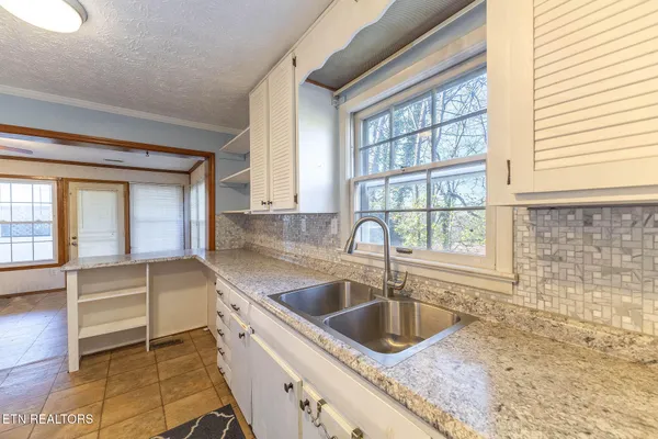 $315,000 | 819 Patton Ferry Road, Kingston, TN 37763