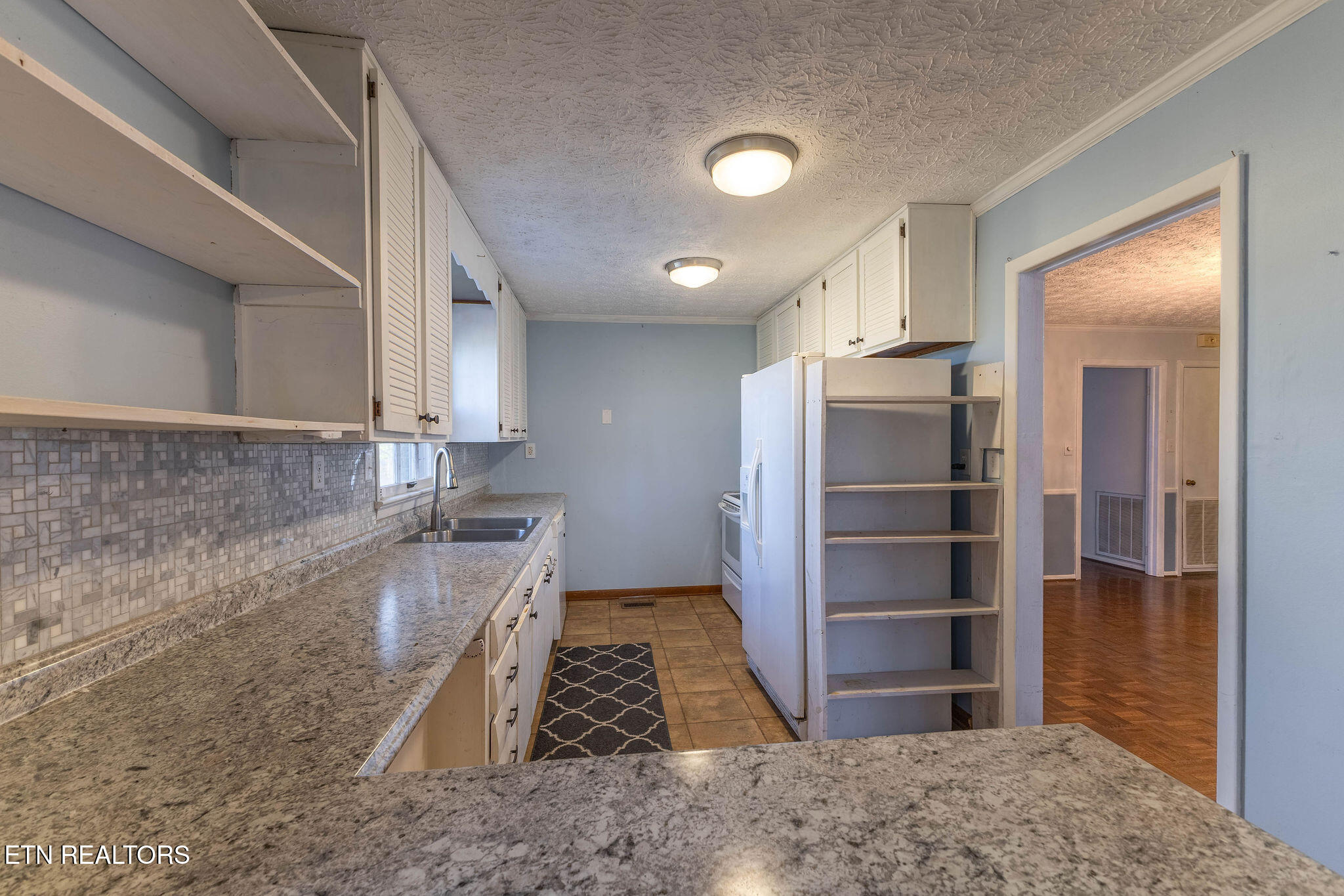 819 Patton Ferry Road Kingston, TN 37763 - Photo 13 of 38 Kitchen